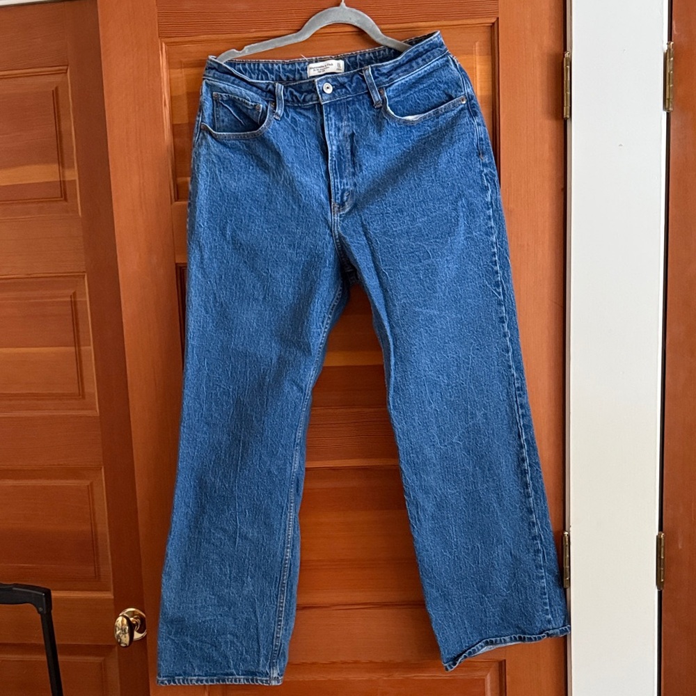 Abercrombie & Fitch Curve Love Flare Jeans